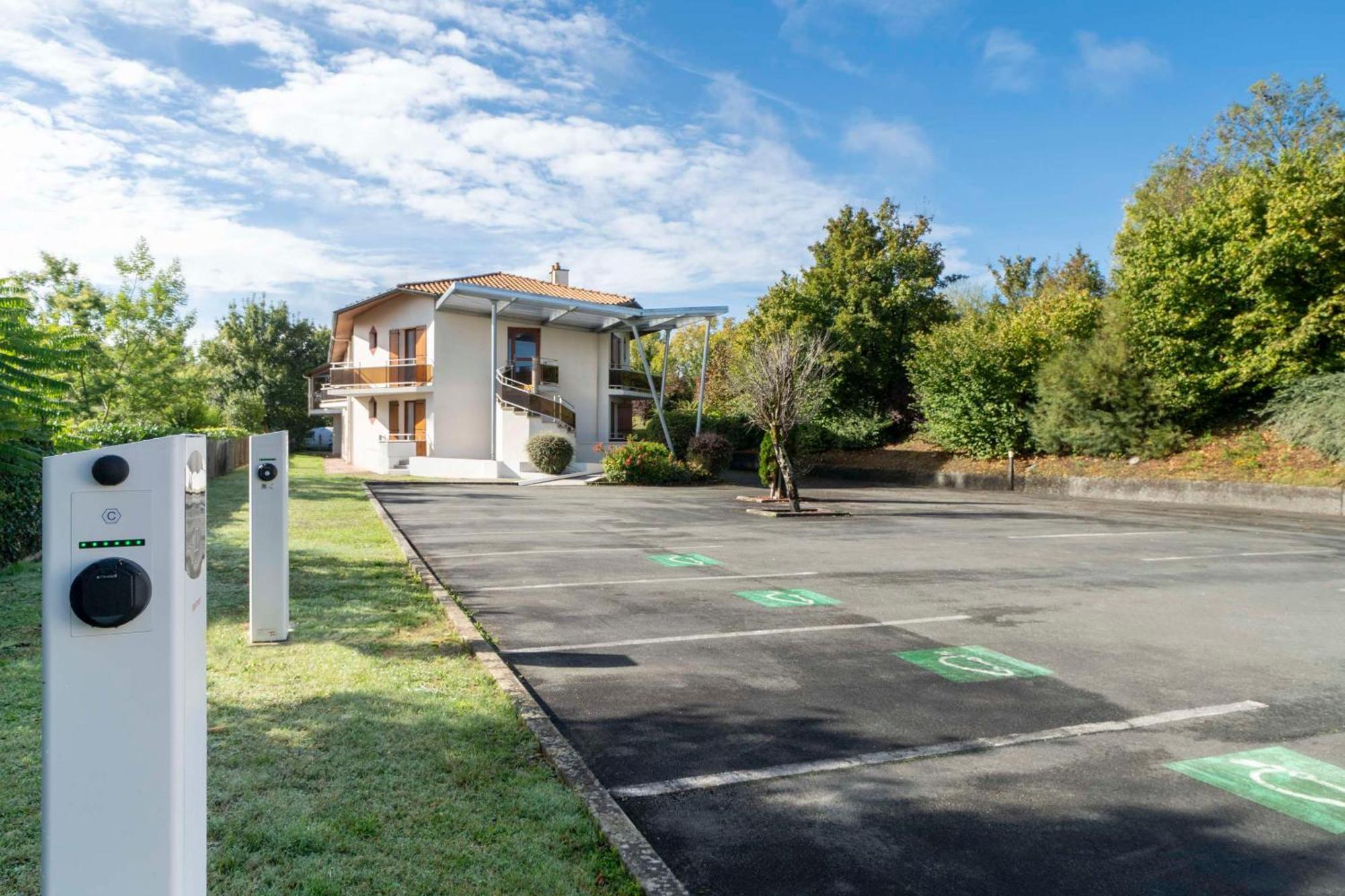 Sure Hotel By Best Western Saintes Exterior foto