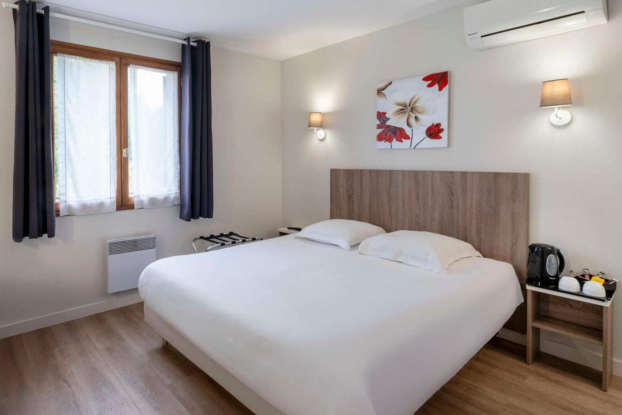 Sure Hotel By Best Western Saintes Exterior foto