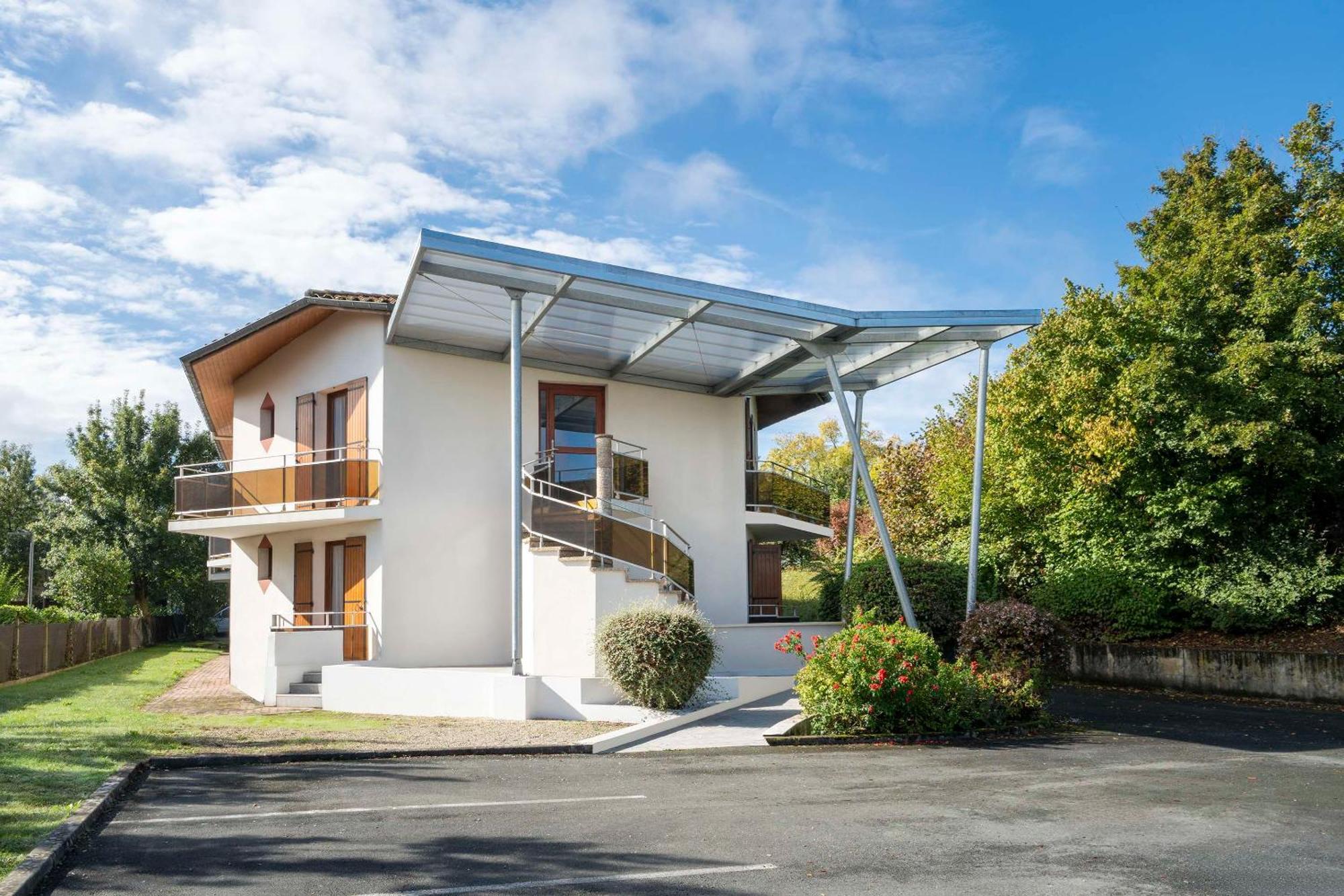 Sure Hotel By Best Western Saintes Exterior foto